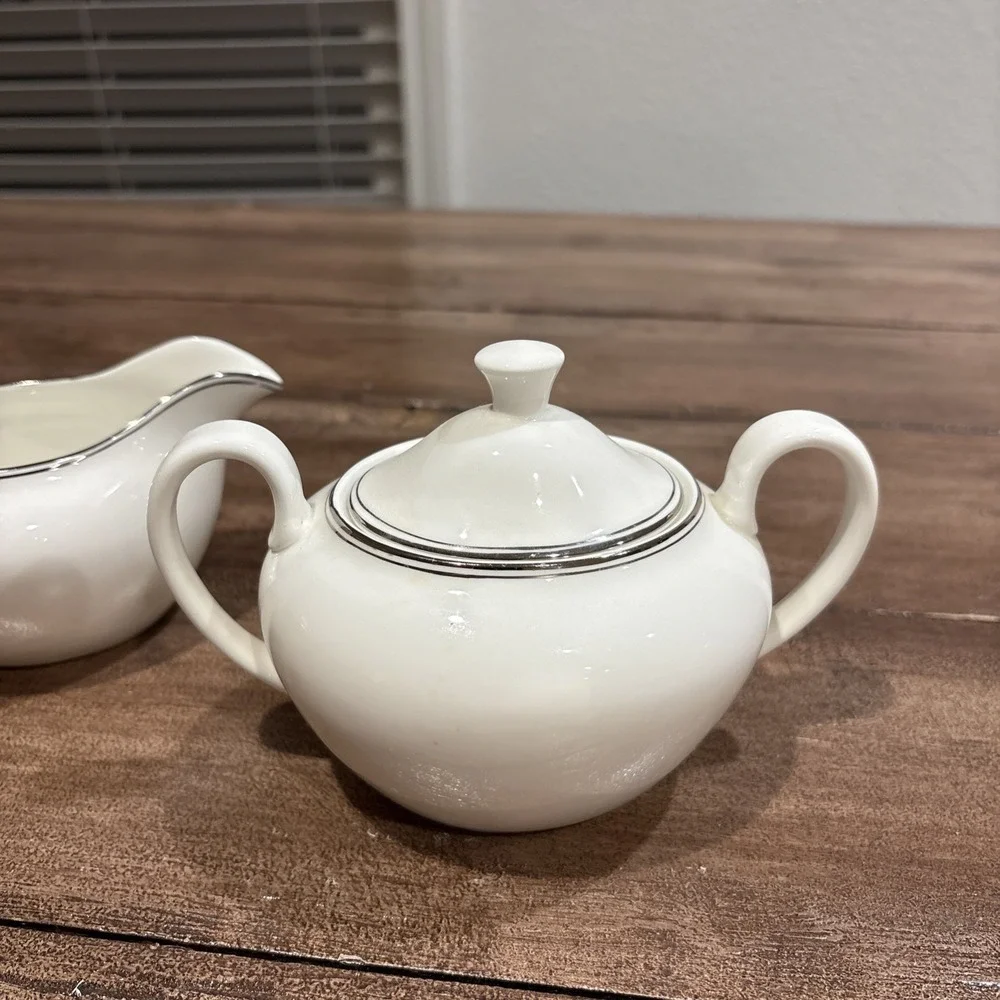 Vintage WEDGWOOD Bone China DORIC White, Silver Edged Creamer And SUGAR EXC!